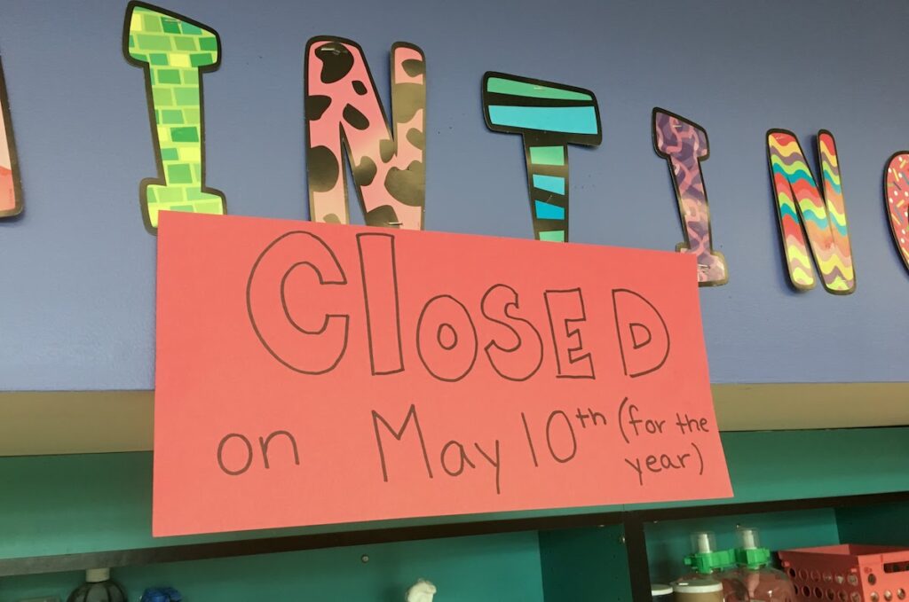 closed sign on painting center
