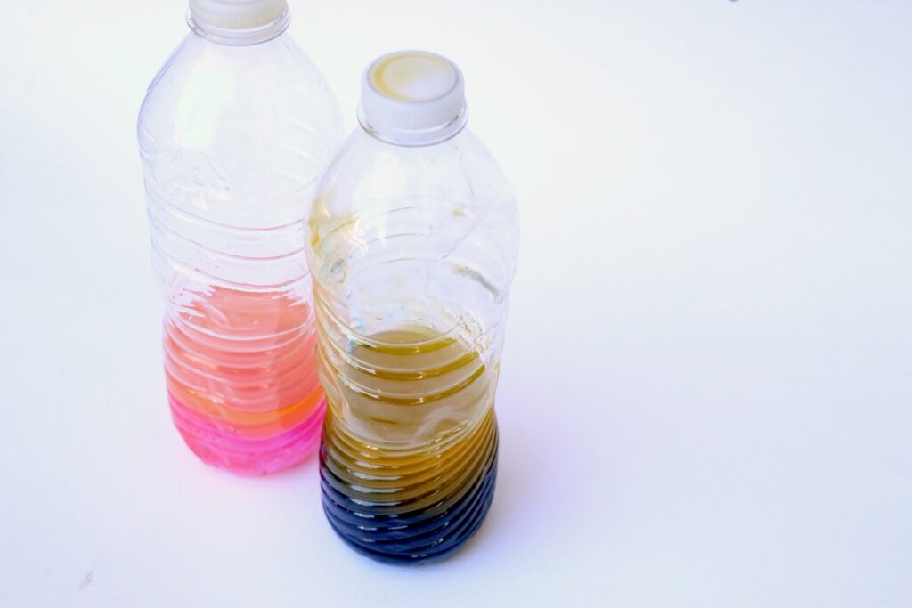 color mixing waterbottles