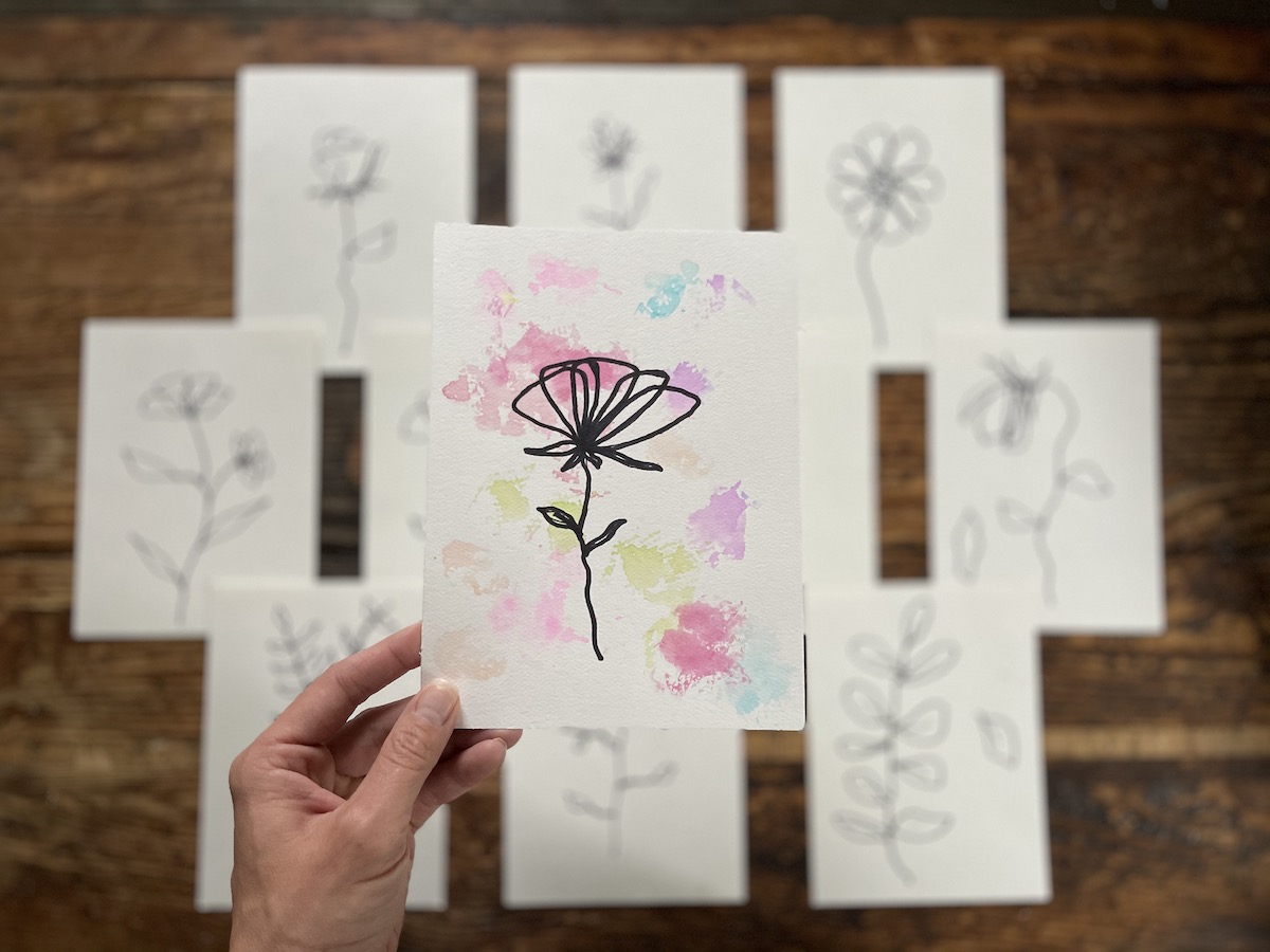 Contour flower with watercolor background