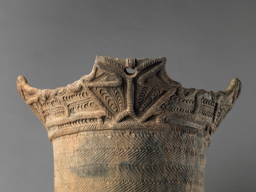 Introducing the Ancient Art of Jōmon Pottery The Art of Education