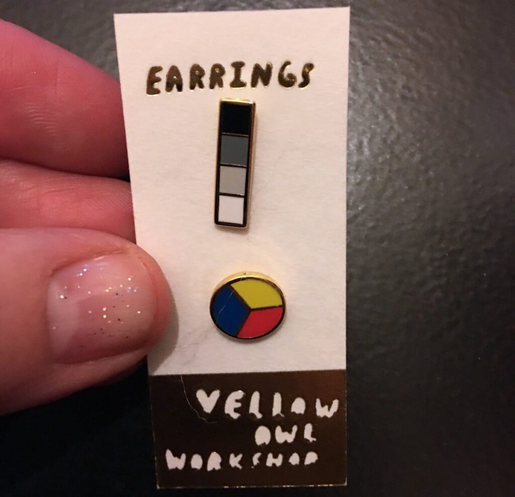 11 Awesome Art Teacher Accessories You Need in Your Wardrobe Right Now ...