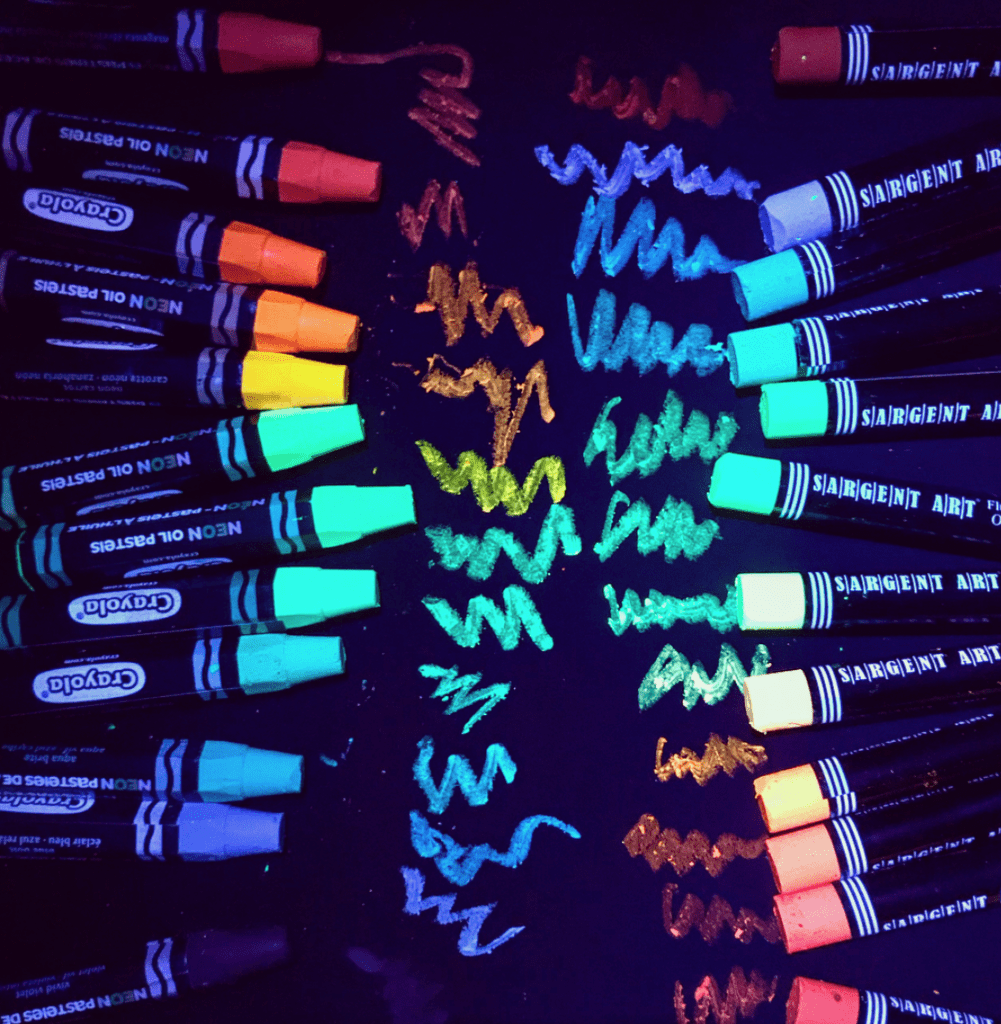 Expo Glow in the dark markers - Marketing Project 