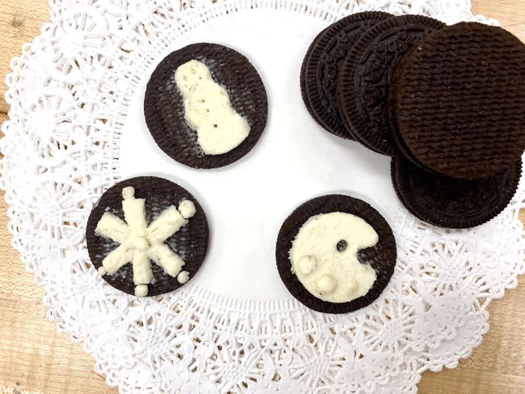 chocolate cookie sandwich art