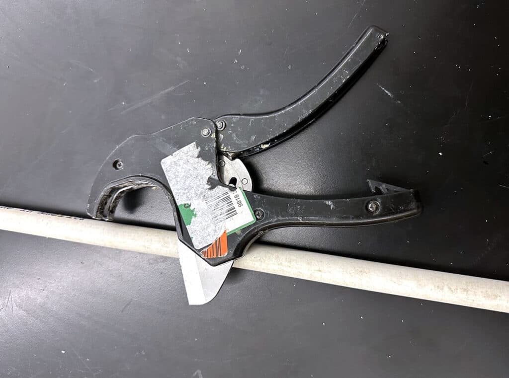 pvc pipe cutters with pipe