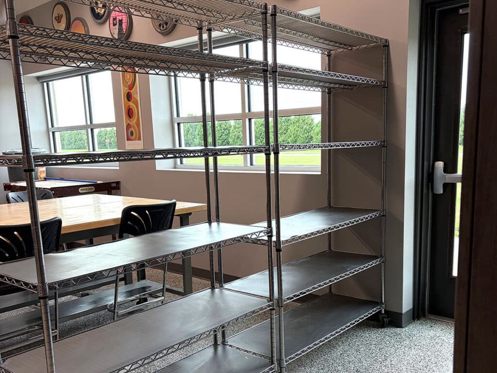 art room furniture